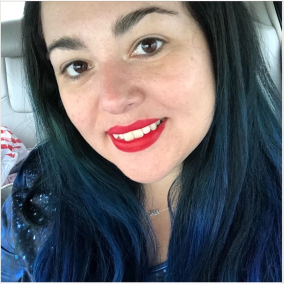 Thanks for stopping by CookiesCloset18 👗🐾 - Picture 3 of 3